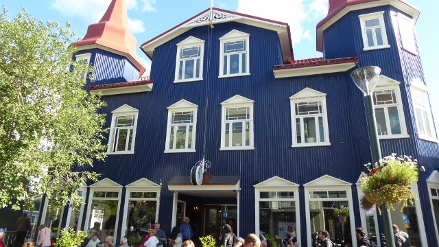 Where To Eat In Akureyri, Iceland | Blaa Kannan Café